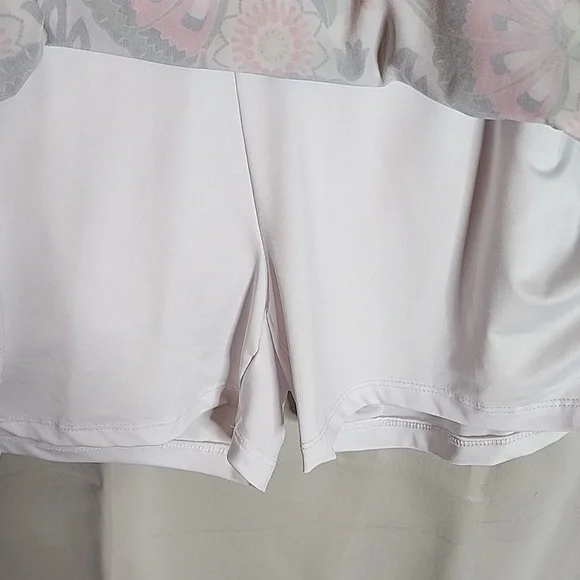 Zelos Globetrotter/Golf Skort Floral sz 14 - Picture 3 of 7